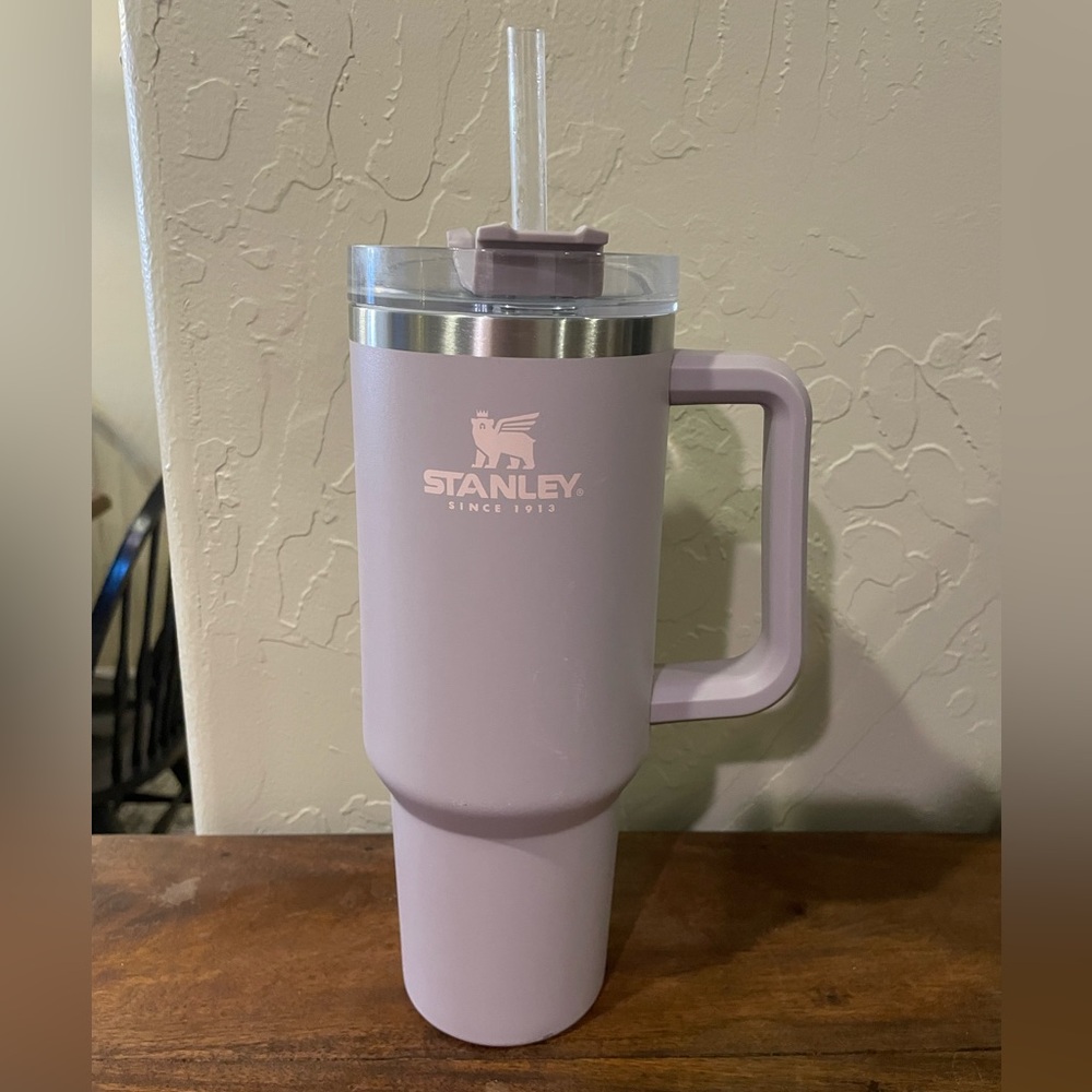 COPY - 40 oz Stanley